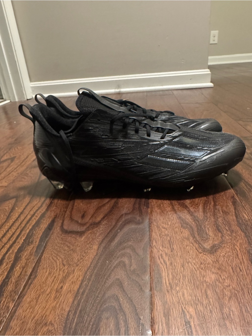 *adidas Men's Black Athletic Cleats